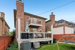 2811 N 75th Ave, Elmwood Park, IL 60707 - Photo 29
