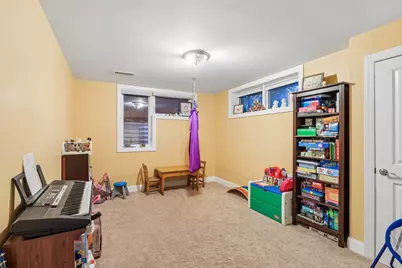 2811 N 75th Avenue, Elmwood Park, IL 60707 - Photo 19