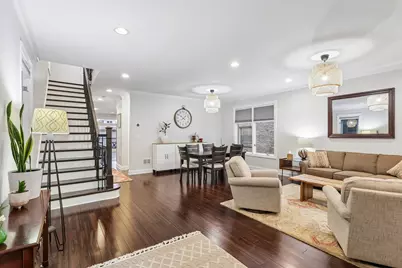 2811 N 75th Avenue, Elmwood Park, IL 60707 - Photo 3