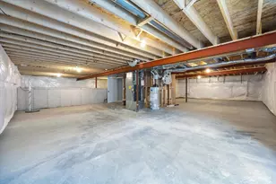 3297 Comstock Ave, Dekalb, IL 60115 - Photo 23