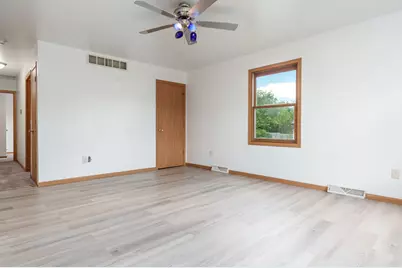 2951 16th Street, Rockford, IL 61109 - Photo 5