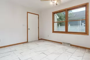 2951 16th St, Rockford, IL 61109 - Photo 15