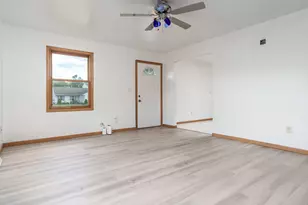 2951 16th St, Rockford, IL 61109 - Photo 7