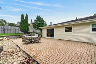 5006 W Oakwood Dr, McHenry, IL 60050 - Photo 23