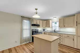 205 E South St, Mansfield, IL 61854 - Photo 11
