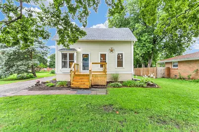 205 E South Street, Mansfield, IL 61854 - Photo 1