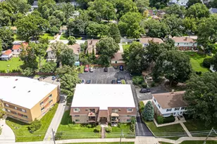 201 N President St, Wheaton, IL 60187 - Photo 25