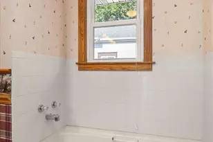 126 W Elm St, Streator, IL 61364 - Photo 15
