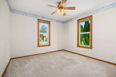 126 W Elm Street, Streator, IL 61364 - Photo 13