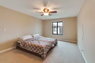 961 Cross Creek Dr N, Roselle, IL 60172 - Photo 13