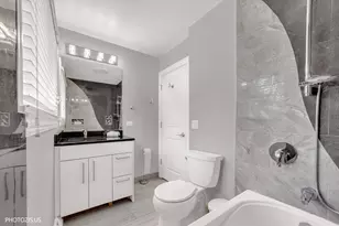 831 Sunnyside Rd, Roselle, IL 60172 - Photo 23