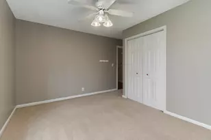 19356 Nottingham Dr, Bloomington, IL 61705 - Photo 23