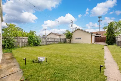 3544 W 63rd Place, Chicago, IL 60629 - Photo 17