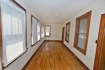 911 Illinois Avenue, Ottawa, IL 61350 - Photo 9
