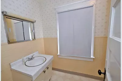 911 Illinois Avenue, Ottawa, IL 61350 - Photo 7
