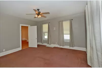 915 Illinois Avenue, Ottawa, IL 61350 - Photo 9