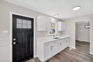 118 Indiana St, Park Forest, IL 60466 - Photo 11