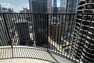 300 N State St, Chicago, IL 60654 - Photo 9