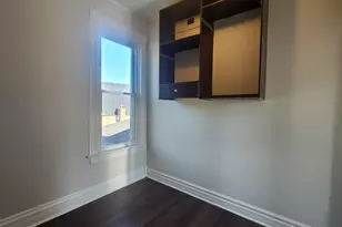 2330 W Erie St, Chicago, IL 60612 - Photo 21