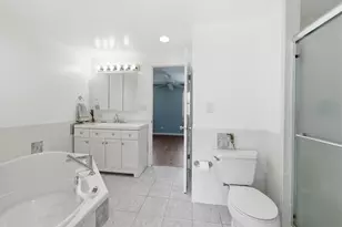 809 Bishop Ct, Schaumburg, IL 60194 - Photo 17