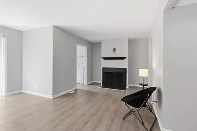 809 Bishop Court, Schaumburg, IL 60194 - Photo 7