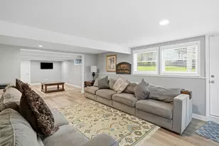 919 Hillview Dr, Lemont, IL 60439 - Photo 25