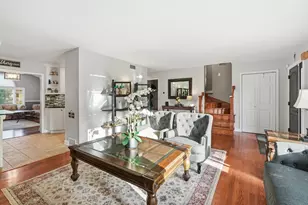 919 Hillview Dr, Lemont, IL 60439 - Photo 9