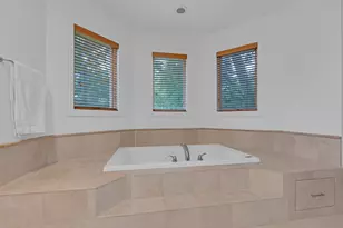 2935 Keystone Rd, Northbrook, IL 60062 - Photo 9
