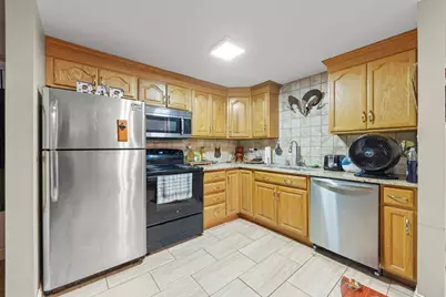 2005 S Finley Road #304, Lombard, IL 60148 - Photo 5
