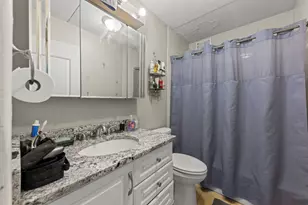 2005 S Finley Rd, Lombard, IL 60148 - Photo 11