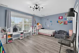 547 Bobby Ann Ct, Roselle, IL 60172 - Photo 29