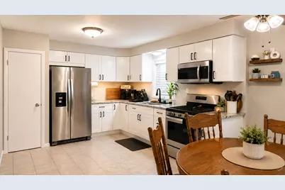 4614 W 87th Street, Chicago, IL 60652 - Photo 3