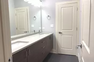 544 E 46th Pl, Chicago, IL 60653 - Photo 15