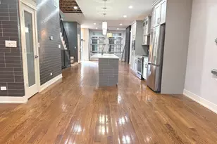 544 E 46th Pl, Chicago, IL 60653 - Photo 7