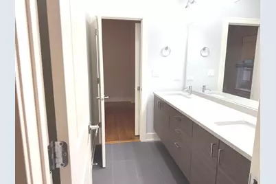 544 E 46th Place, Chicago, IL 60653 - Photo 17