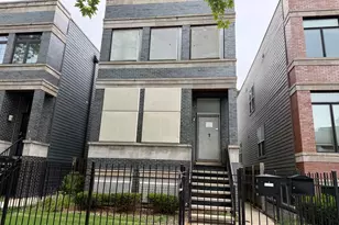 544 E 46th Pl, Chicago, IL 60653 - Photo 3