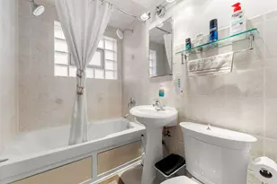 5747 S Meade Ave, Chicago, IL 60638 - Photo 15