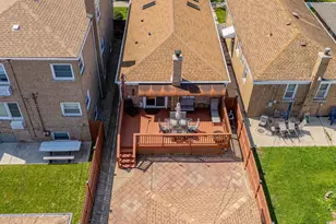 5747 S Meade Ave, Chicago, IL 60638 - Photo 3