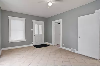 229 Forest Avenue, Rockford, IL 61101 - Photo 9