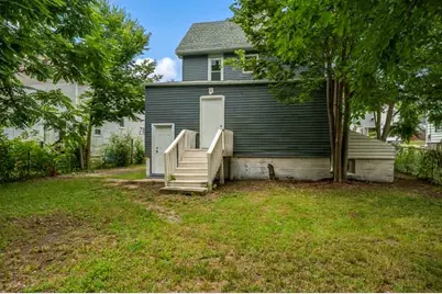 229 Forest Avenue, Rockford, IL 61101 - Photo 5