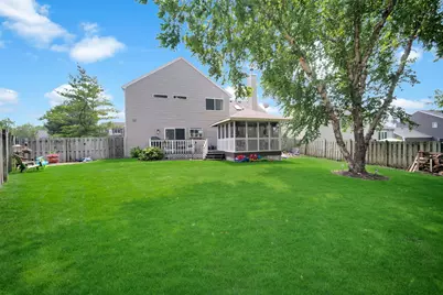 4245 Peartree Drive, Lake in the Hills, IL 60156 - Photo 25