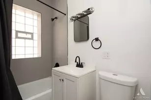 5148 S King Dr, Chicago, IL 60615 - Photo 9
