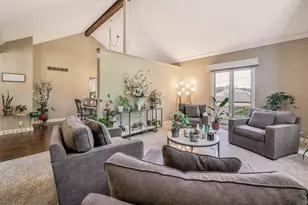305 N Dale Ave, McHenry, IL 60050 - Photo 13