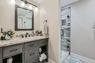 305 N Dale Ave, McHenry, IL 60050 - Photo 85