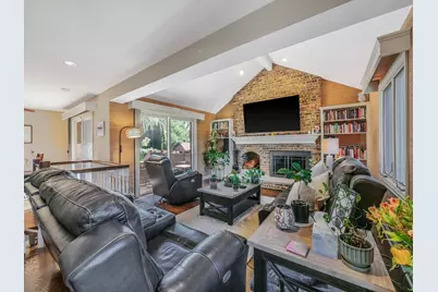 305 N Dale Avenue, McHenry, IL 60050 - Photo 25