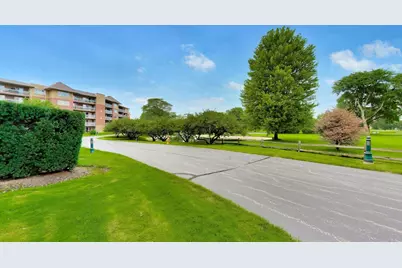 710 Creekside Drive #101, Mount Prospect, IL 60056 - Photo 33