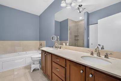 2510 W Irving Park Road #303, Chicago, IL 60618 - Photo 11