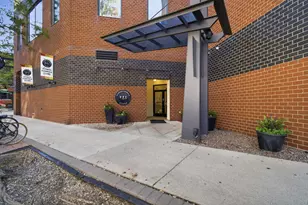 3660 N Lake Shore Dr, Chicago, IL 60613 - Photo 3