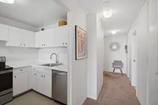 3660 N Lake Shore Dr, Chicago, IL 60613 - Photo 13