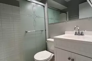516 W Melrose St, Chicago, IL 60657 - Photo 7
